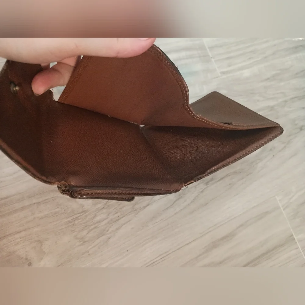 Vintage Louis Vuitton Wallet Card Holder Brown leather Made in France Authentic - Picture 11 of 14